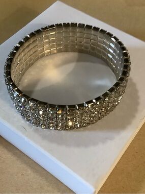 5 Row Sparkling Crystal Stretch Bracelet - Silver